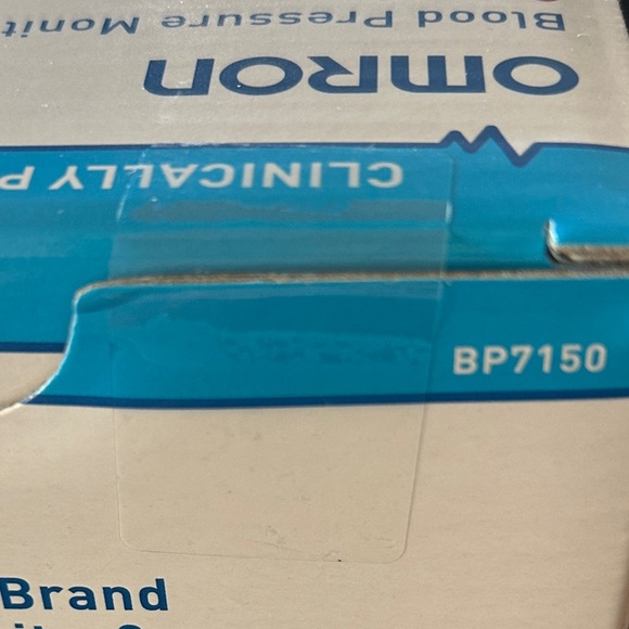 BRAND NEW OMRON 3 Series Upper Arm Monitor with Bluetooth - Picture 7 of 7